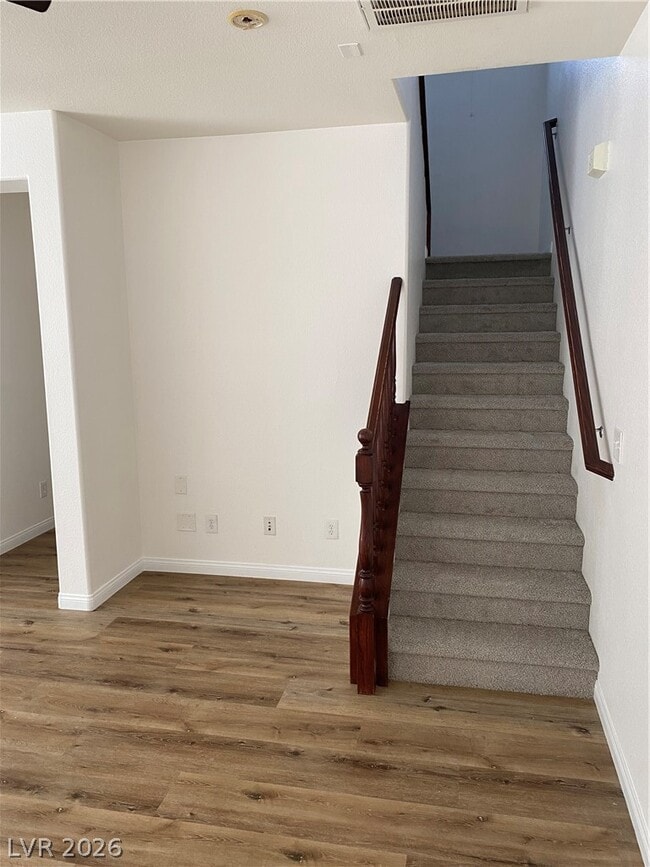 Photo - 171 Desert Pond Ave