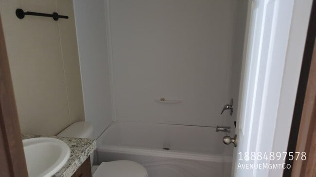 Photo - 323 Old Tavern Ln