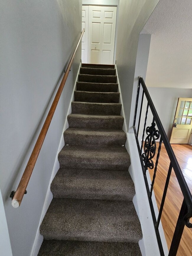Photo - YOU913 Unit 919