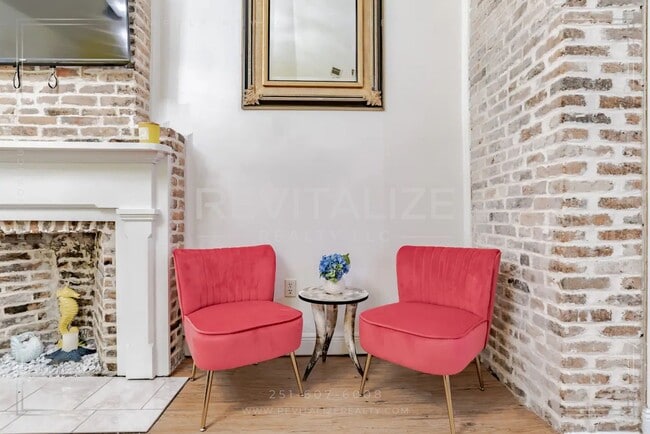 Photo - 163 State St Unit #B