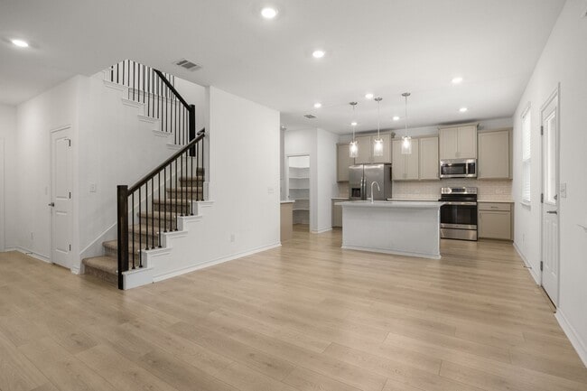 Photo - Spacious 4 Bed / 3 Bath in Liberty Hill – Quartz Kitchen, Hot Tub + Flexible W/D Option