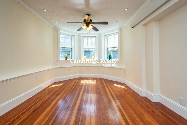 Photo - 5 Newport Rd Unit T