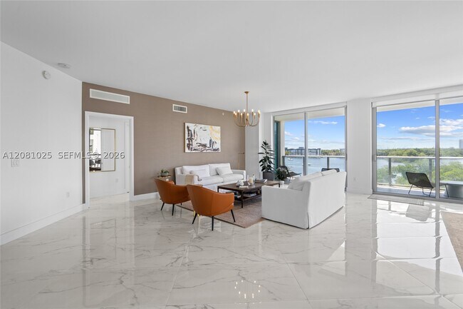 Photo - 17111 Biscayne Blvd Unit 402