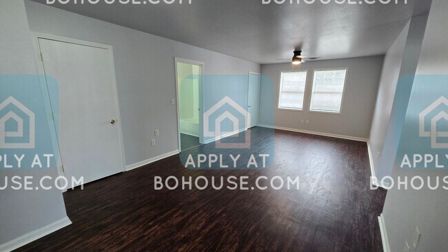 Photo - 600-610 OLDFATHER ST Unit 610