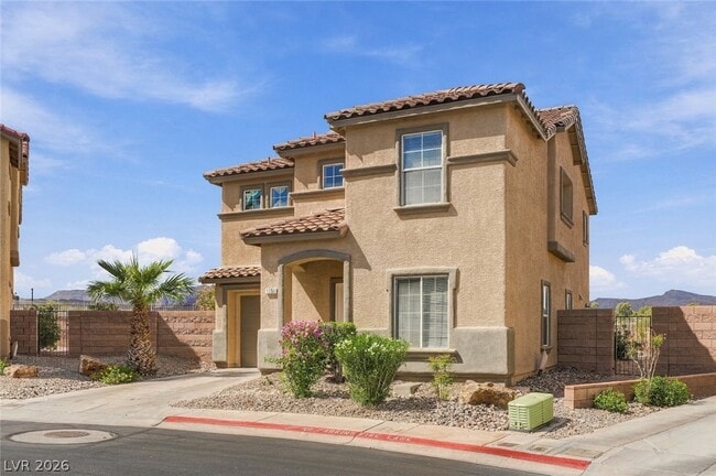 1151 Paradise Vista Dr