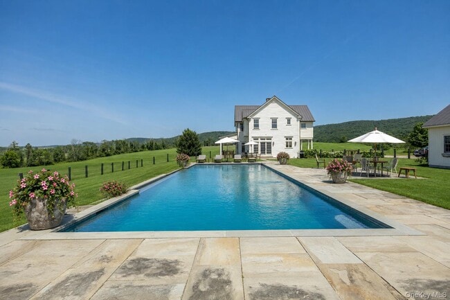 Photo - 162 Amenia Union Rd