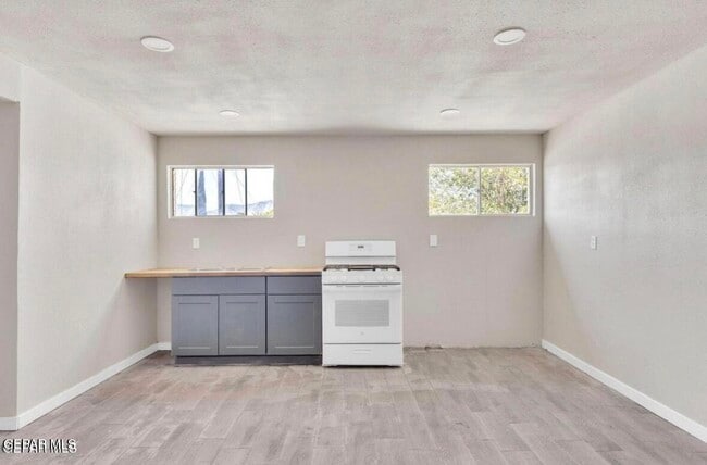 Photo - 8827 Mt Elbert Dr