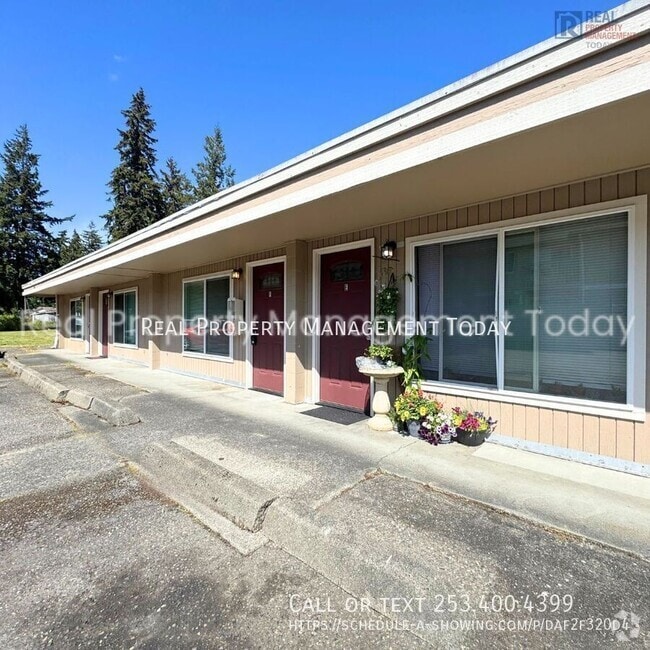 Building Photo - 6415 Steilacoom Blvd SW Unit F Rental