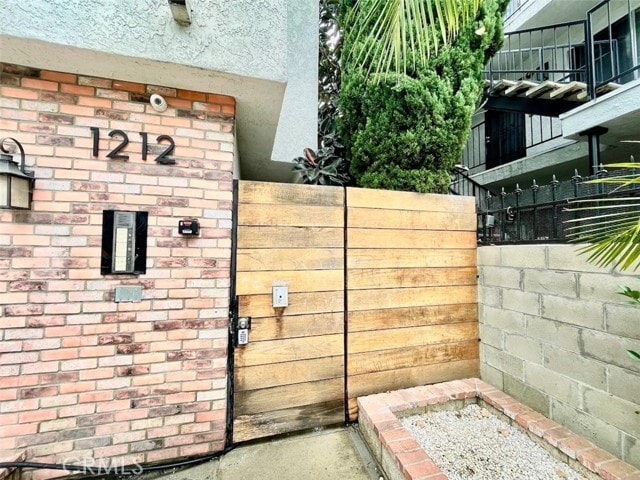 Photo - 1212 Gladys Ave Unit 203