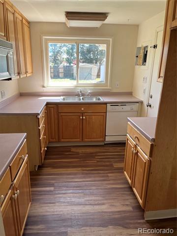 Photo - 1080 Hanover St