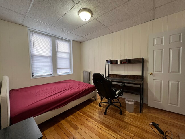 Photo - 439 Cambridge St Unidad 32