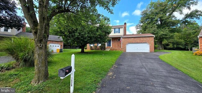 Photo - 1526 Palm Ct House