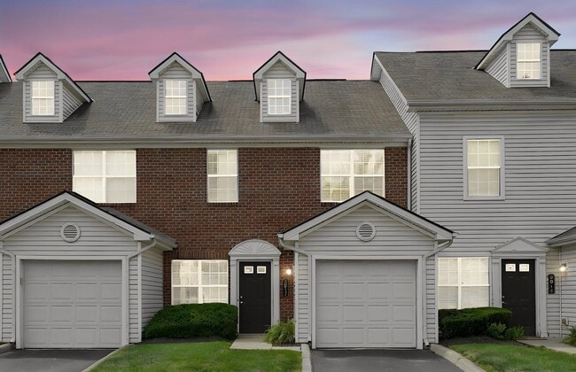 Building Photo - 2017 River Rock Way