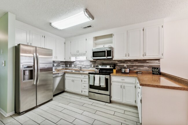 Photo - 407 23rd Ave N Unidad 305