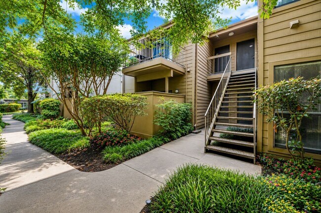 Photo - 10053 Westpark Dr Unidad 288