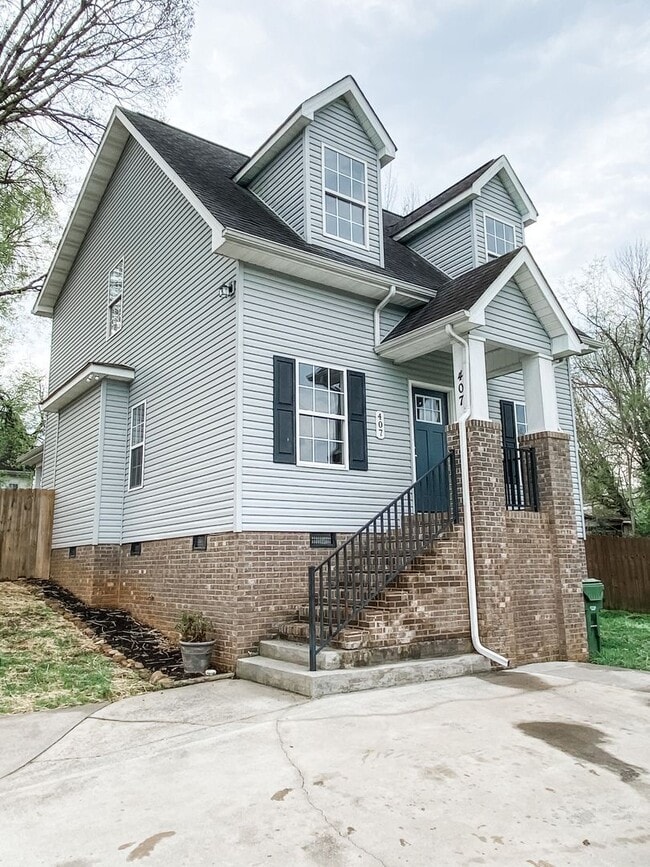 Photo - Beautifully renovated 3BR/2BA in Maryville