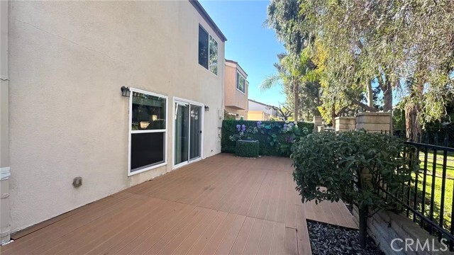 Photo - 16 Willow Tree Ln