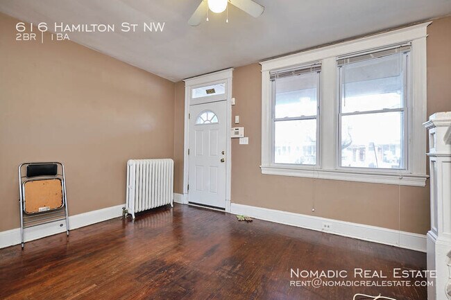 Photo - 616 Hamilton St NW