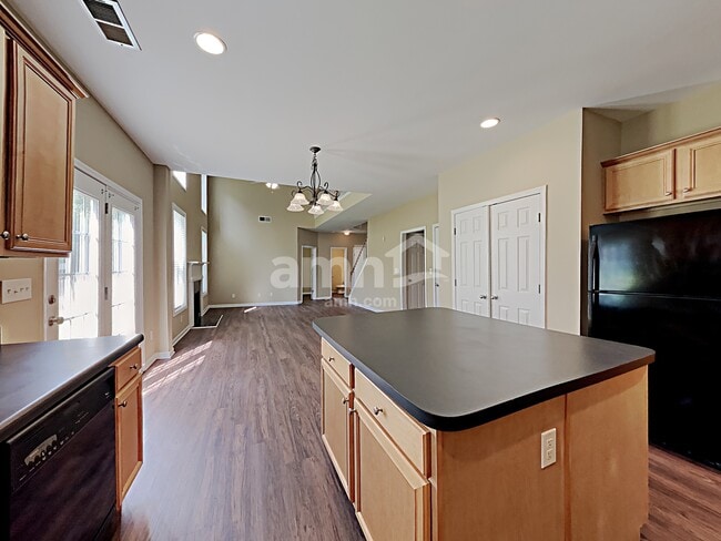 Photo - 1793 Brandemere Dr SW