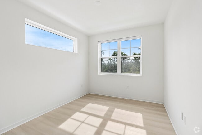 2BR, 2BA w/ Den - 1,085SF - Second Bedroom