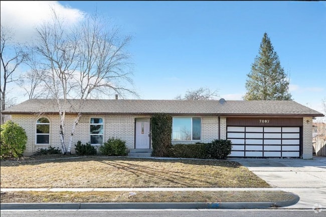 Building Photo - 7007 Copperhill Dr Rental
