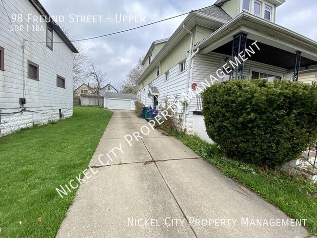 Photo - 98 Freund St Unit Upper