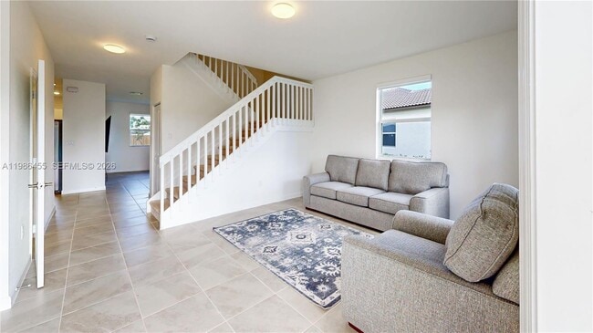 Photo - 2333 SE 28th St