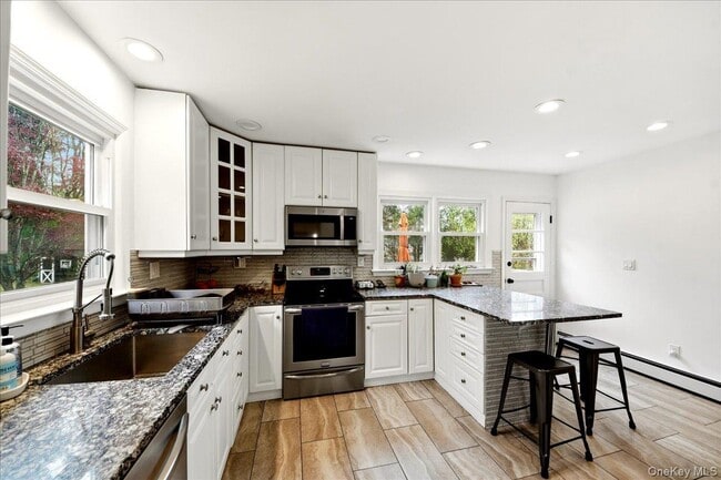 Photo - 398 Cherry St