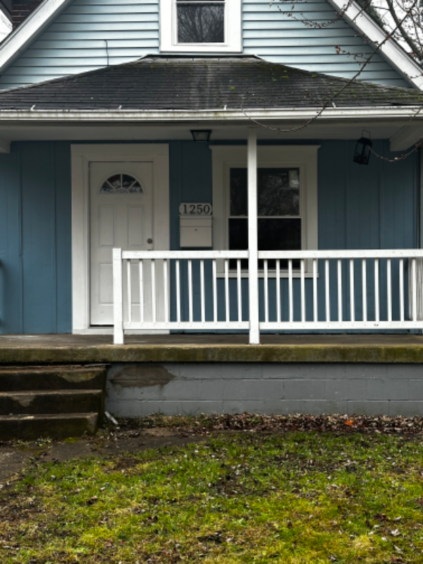 Photo - 1250 High Ave House