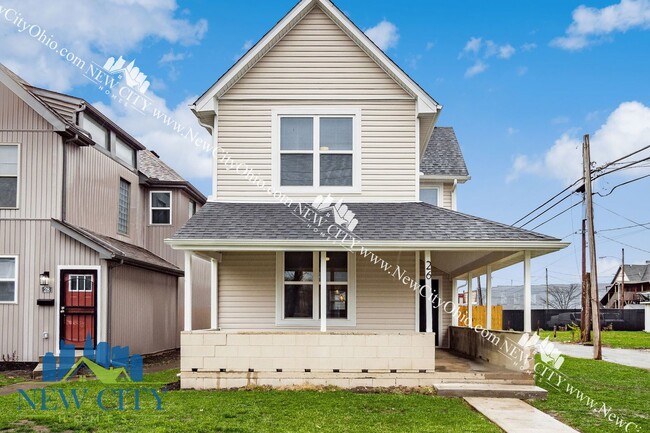 Building Photo - Beautiful Modern 3 Bedroom Renovation in F...