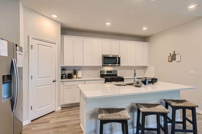 Photo - 6310 Rounded Pebble Ln
