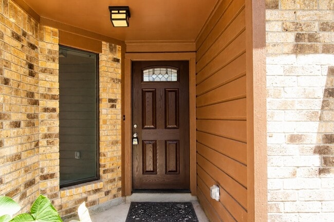 15 Mallard Glen Pl