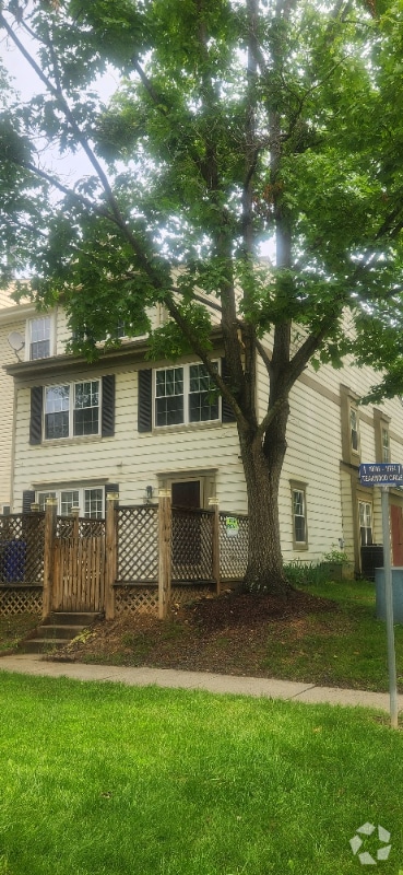 Building Photo - 19764 Teakwood Cir Rental