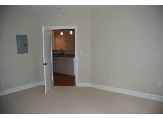 Bedroom - 1811 Chestnut St Unit 403