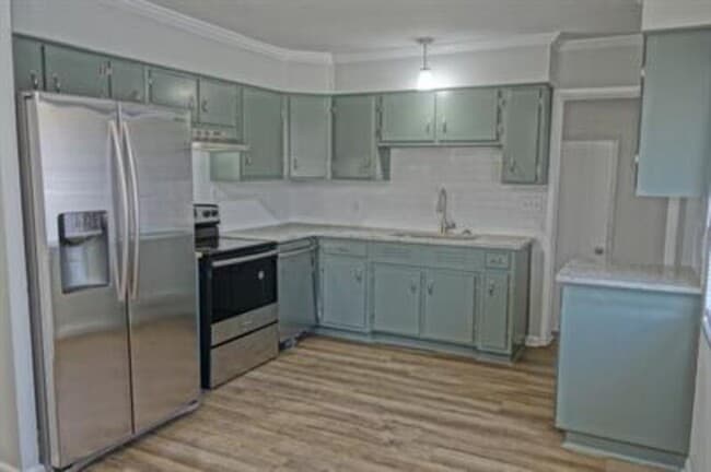 Photo - 2903 Bayless Dr SW