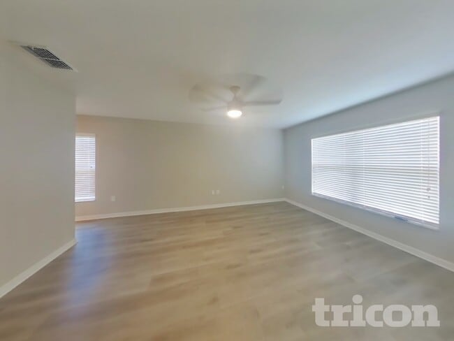 Photo - 6046 Eagle Pointe Dr