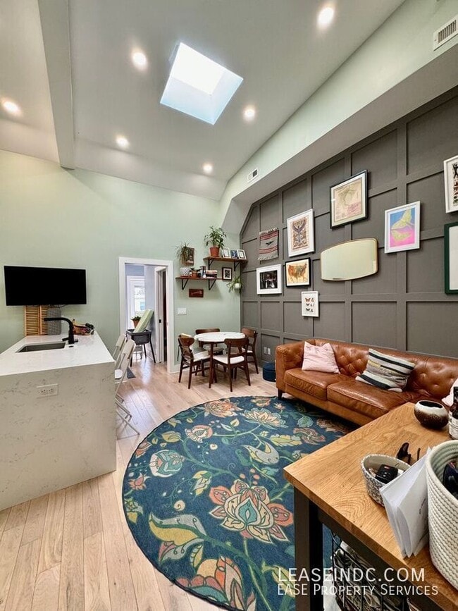1273 Simms Pl NE Unit 4