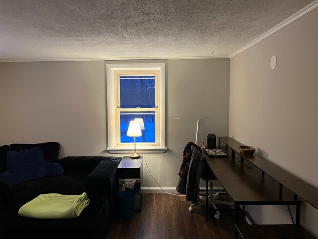 Photo - 786 Marion Rd Unidad #2