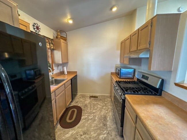 155 Bison Dr