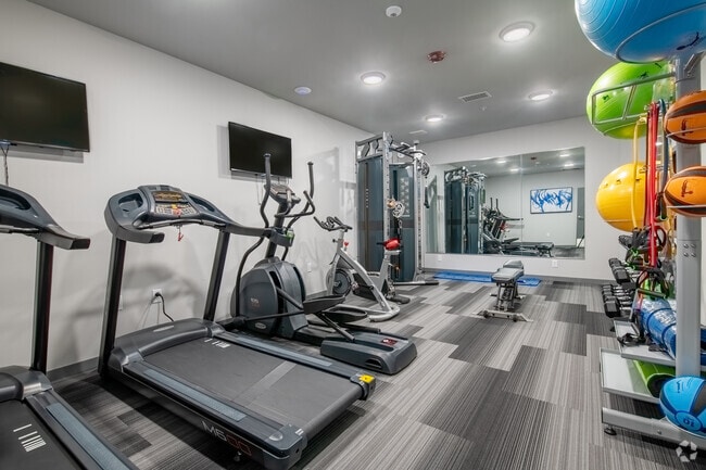 Gimnasio - University Park Commons