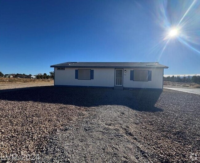 Building Photo - 4101 PAIUTE Rental