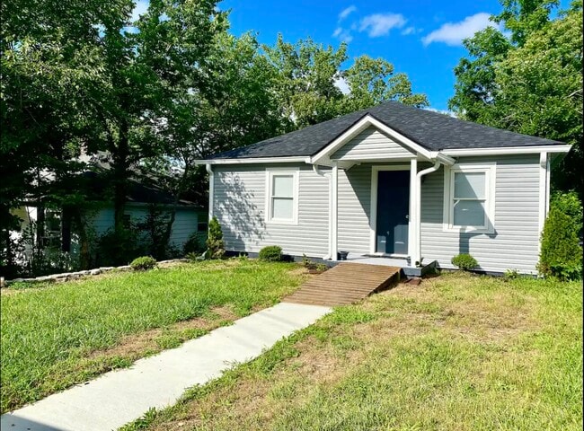 Photo - 312 Rosedale Ave