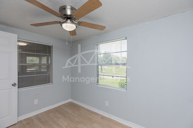 Photo - 3303 Jones St