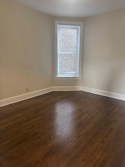 2617 W Lawrence Ave Unit 2