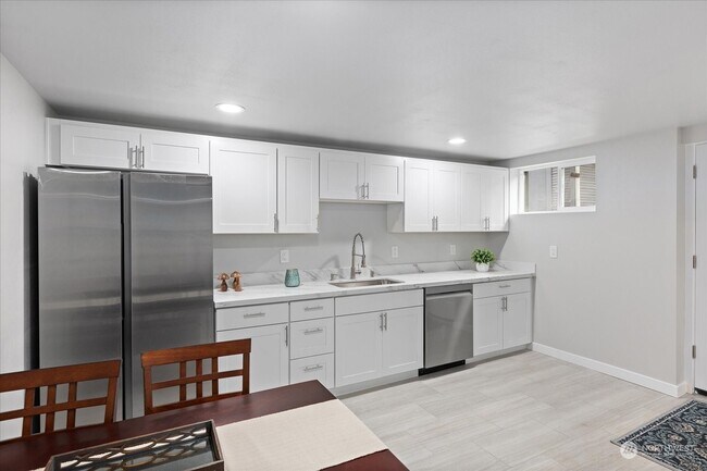 Photo - 522 25th Ave Unidad Lower Level