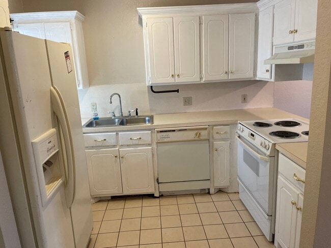 Photo - 3223 Barley Ct