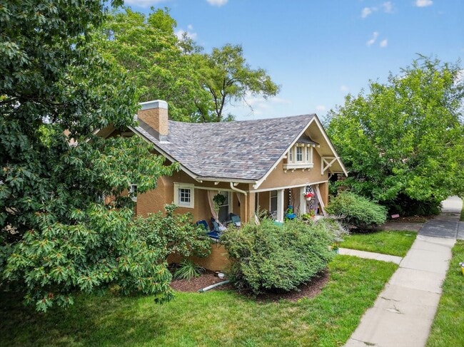 Photo - Great 3 Bedroom & 2 Full Baths In GREAT So...