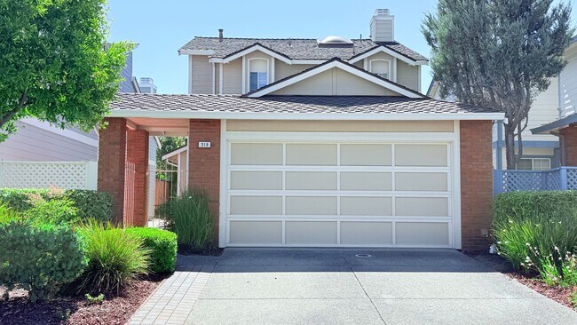 Building Photo - Charmming 2BD/2.5BA, 2-Story Home in the Newcastle Community of San Ramon- Available NOW!