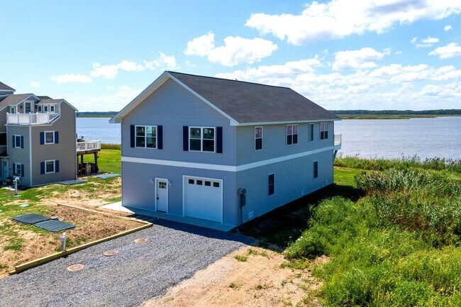 Photo - New Construction Home overlooking Prime Ho...