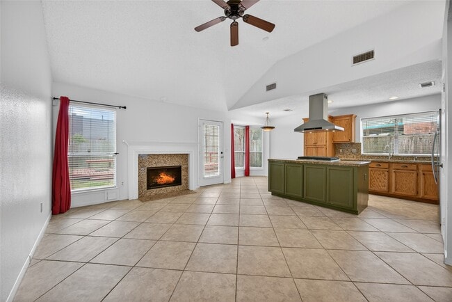 Photo - 1035 Cascade Creek Dr